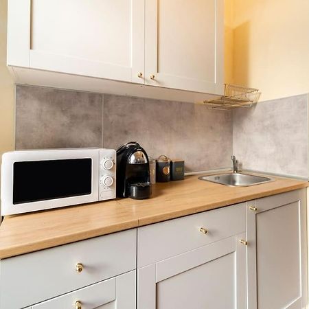 Appartamento Elegante E Centrale La Foglia D'Oro Bologna Exteriör bild